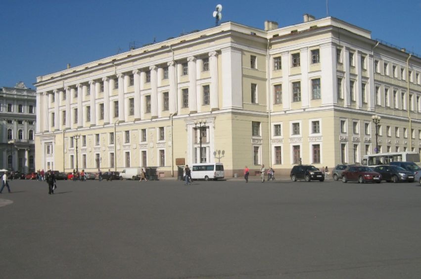 Здание Штаба гвардейского корпуса Здание Штаба гвардейского корпуса